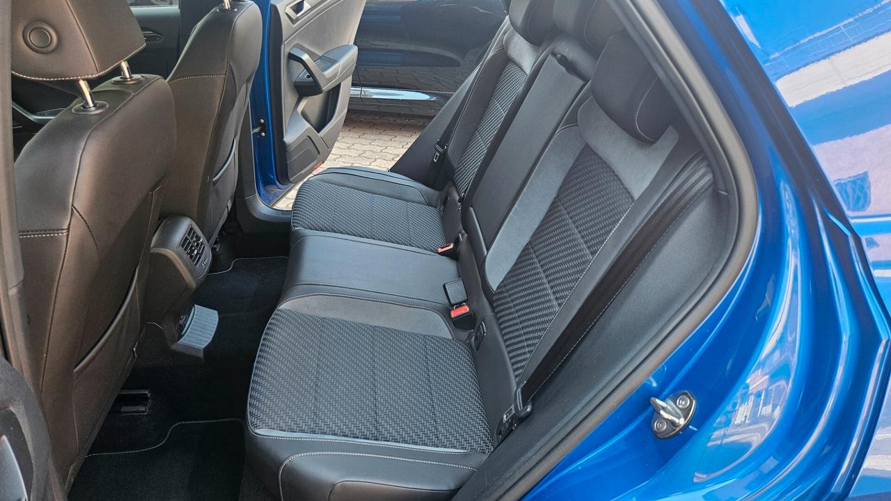 Volkswagen T-Roc 2.0 tdi 4motion dsg R-LINE ACC-CAMERA-CARPLAY-