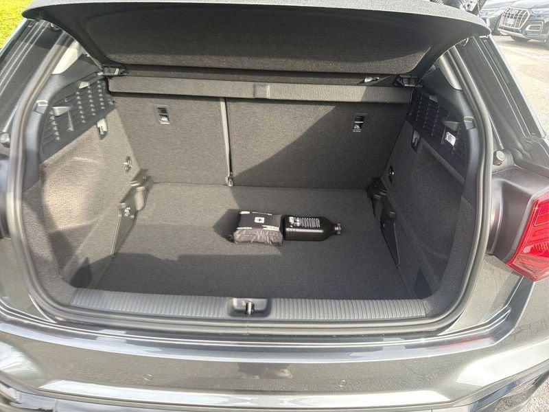 Audi Q2 Identity Black 30 TDI 116CV KM0