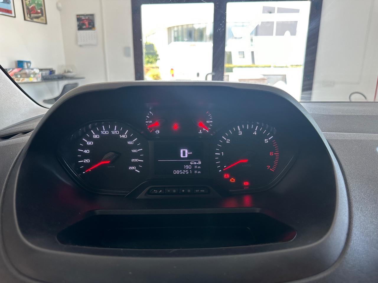 Peugeot Partner 1.5 Hdi 100CV 3 POSTI