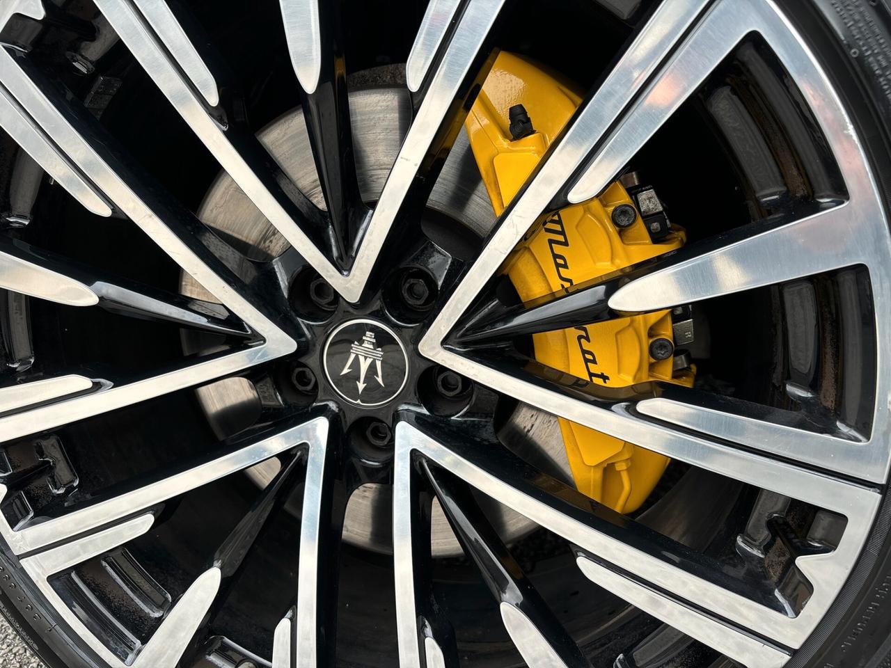 Maserati Grecale MHEV 330 CV AWD Modena FULL- MASERATI APPROVED