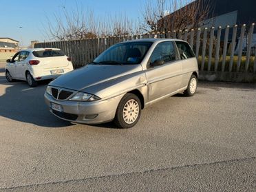 Lancia Y 1.2i cat LS NEOPATENTATI OK