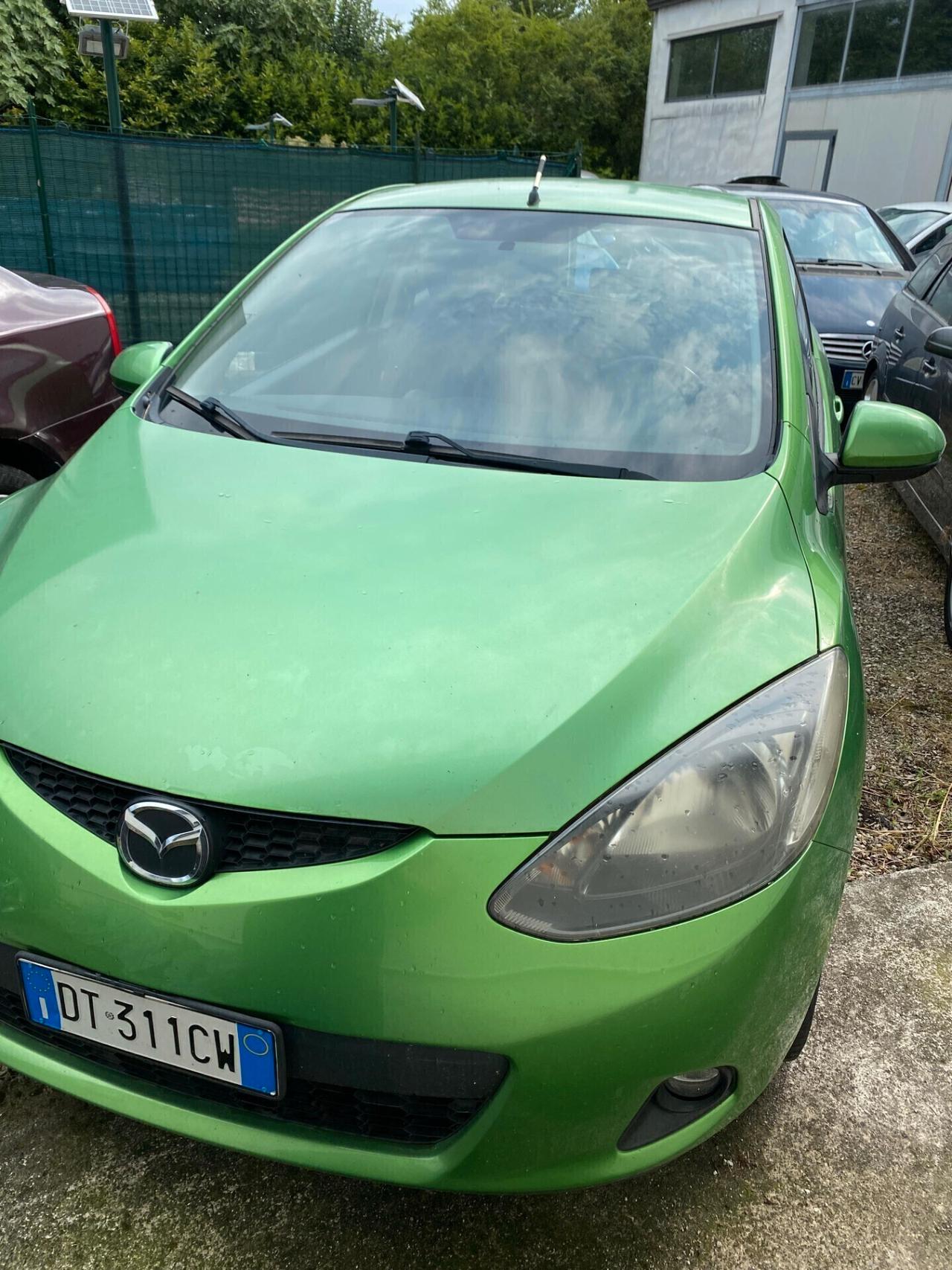 Mazda 2 diesel ok Neopatentati