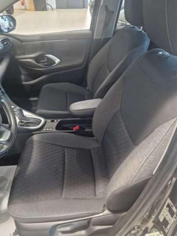 Toyota Yaris IV 2020 1.5h Active