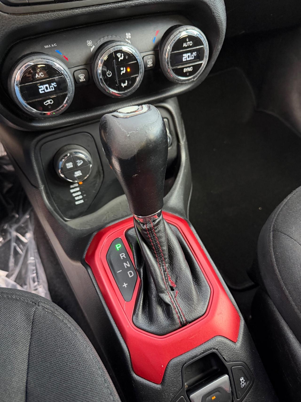 Jeep Renegade 2.0 Mjt 170CV 4WD Trailhawk
