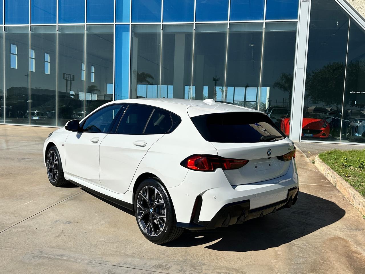 BMW 118 d MSport Design possibilità noleggio no scoring