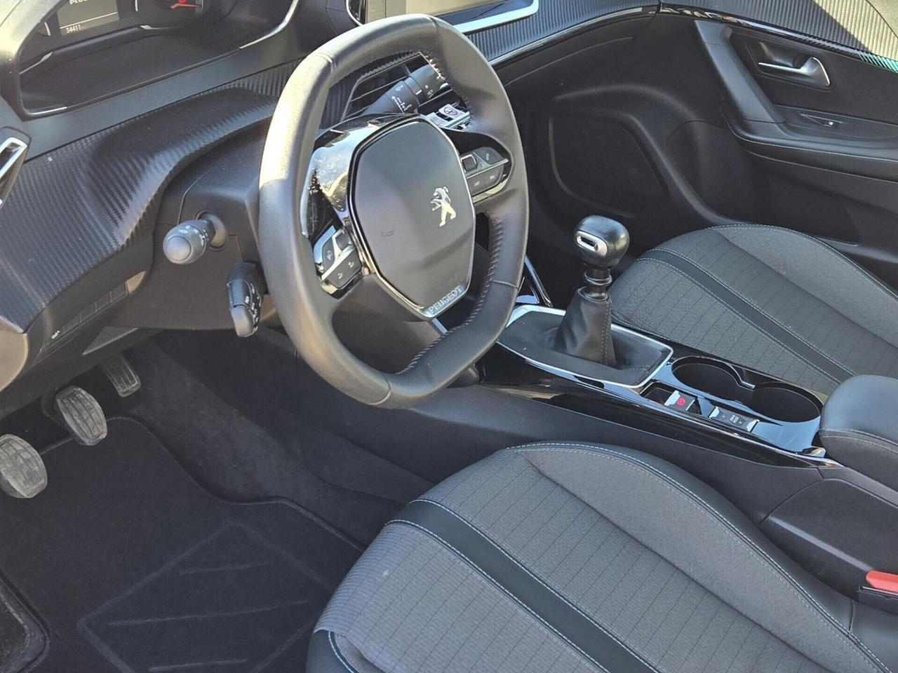 Peugeot 2008 PureTech 100 S&S Allure