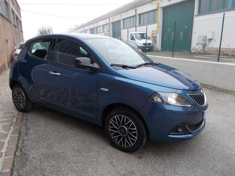 Lancia Ypsilon 1.0 FireFly 5 porte S&S Hybrid Platino 338.7575187