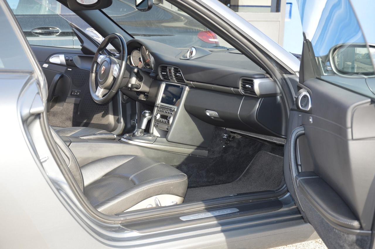 Porsche 911 997 Carrera 2 Coupé