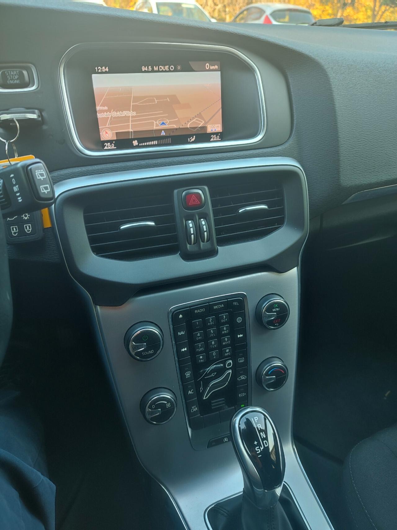 VOLVO V40 DEL 2018 DIESEL EURO6B AUTOMATICA COME NUOVA