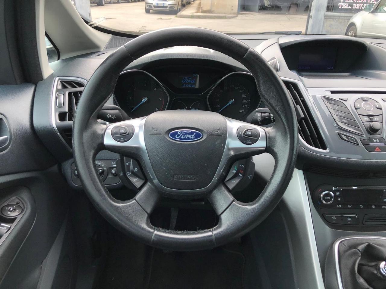 Ford B-Max Titanium