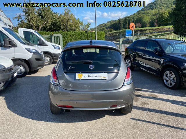 LANCIA Ypsilon 1.0 FireFly 5 porte S&S Hybrid Ecochic Gold