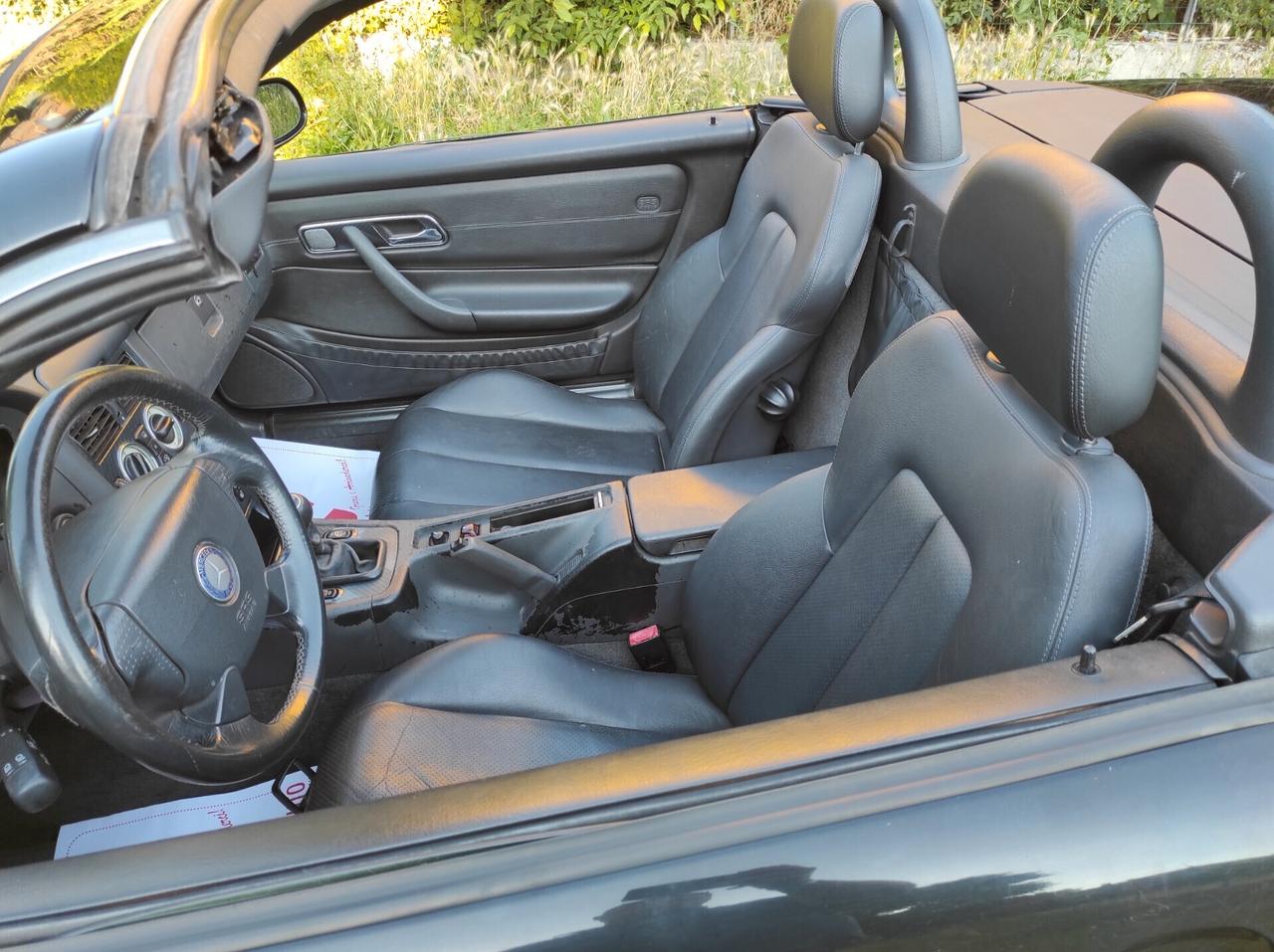 Mercedes-Benz SLK 230