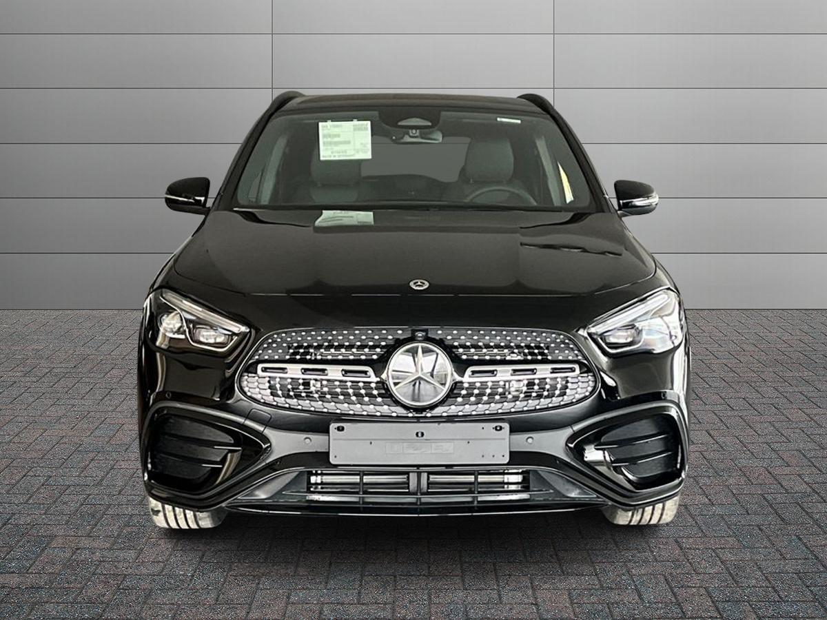 Mercedes-Benz GLA 180 d Automatic