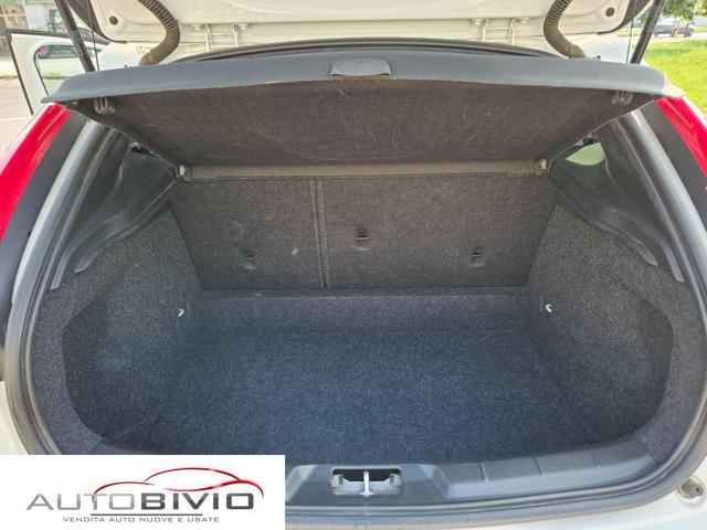 VOLVO V40 D2 Momentum