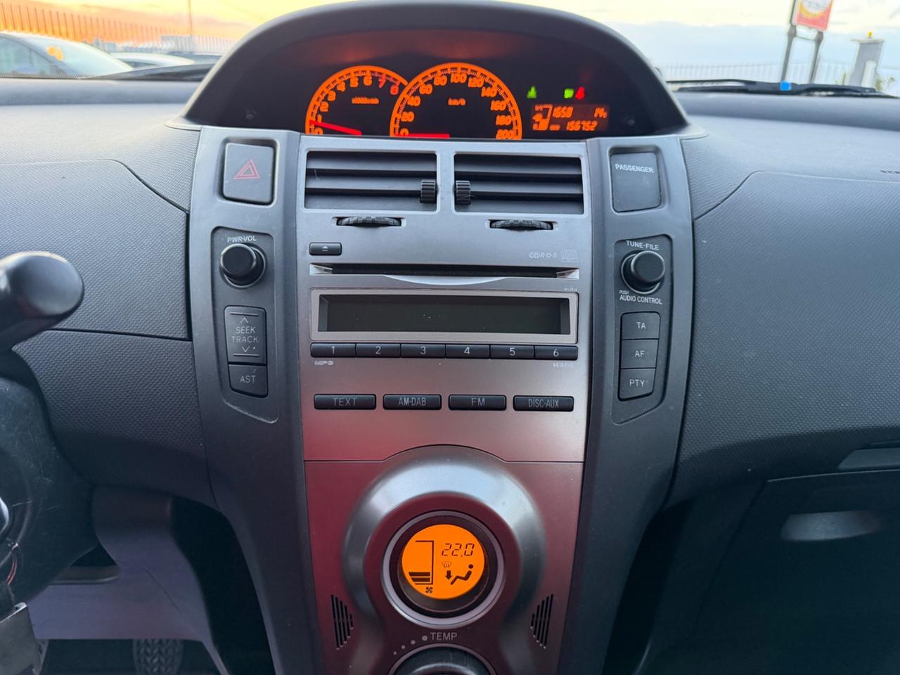 TOYOTA YARIS 1.3 SOL 5PORTE TAGLIANDATISSIMA MY11