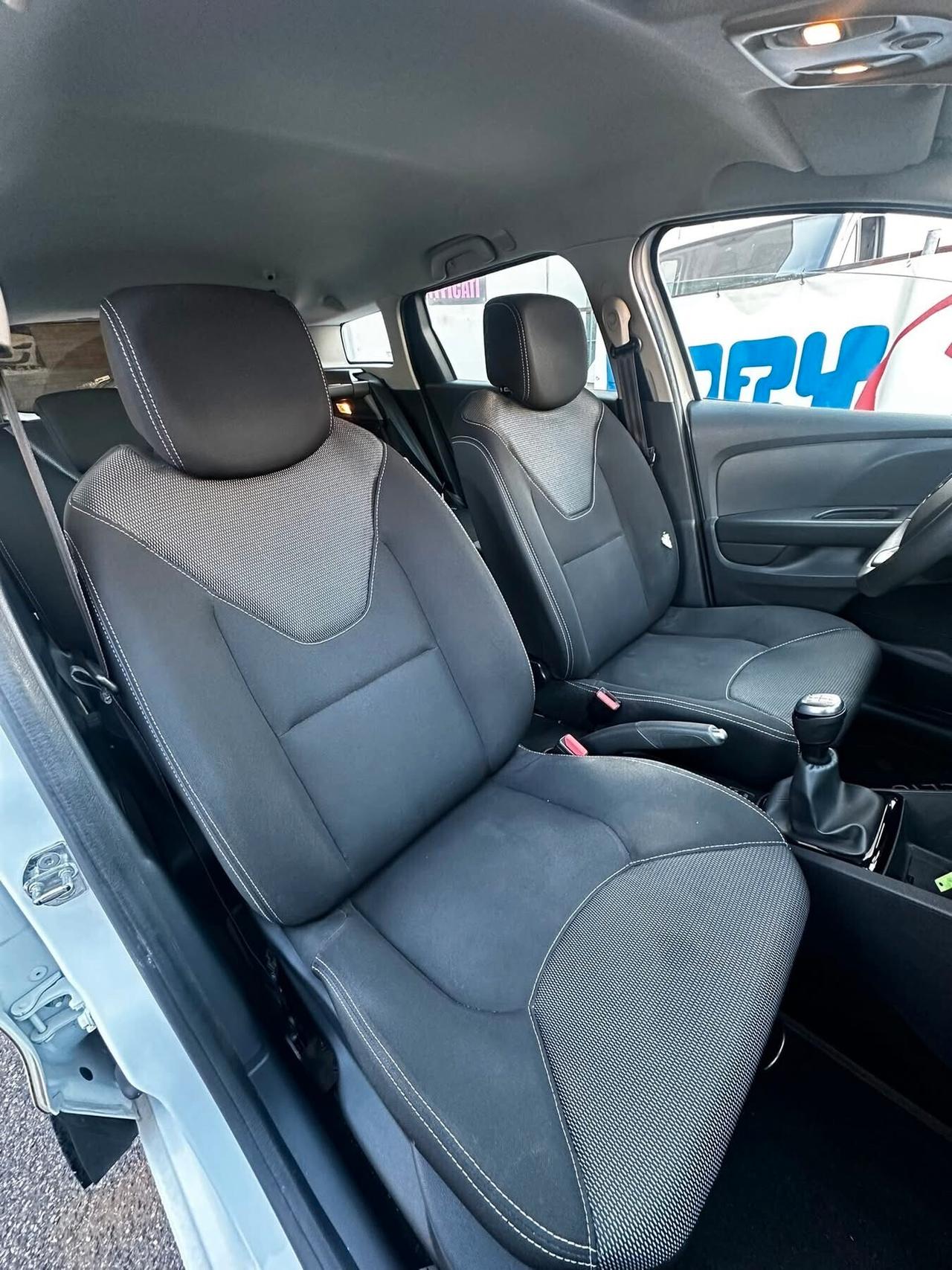 Renault Clio Sporter dCi 8V 90 CV Moschino Life