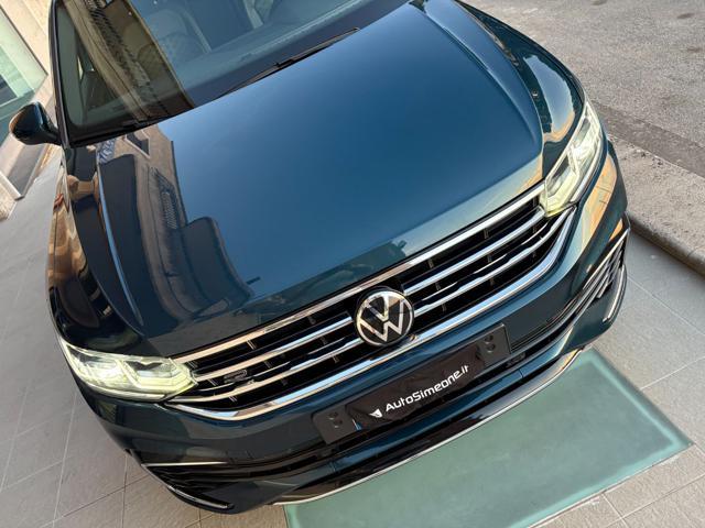 VOLKSWAGEN Tiguan 2.0 TDI 150 CV SCR DSG R-Line LUCI AMBIENTE