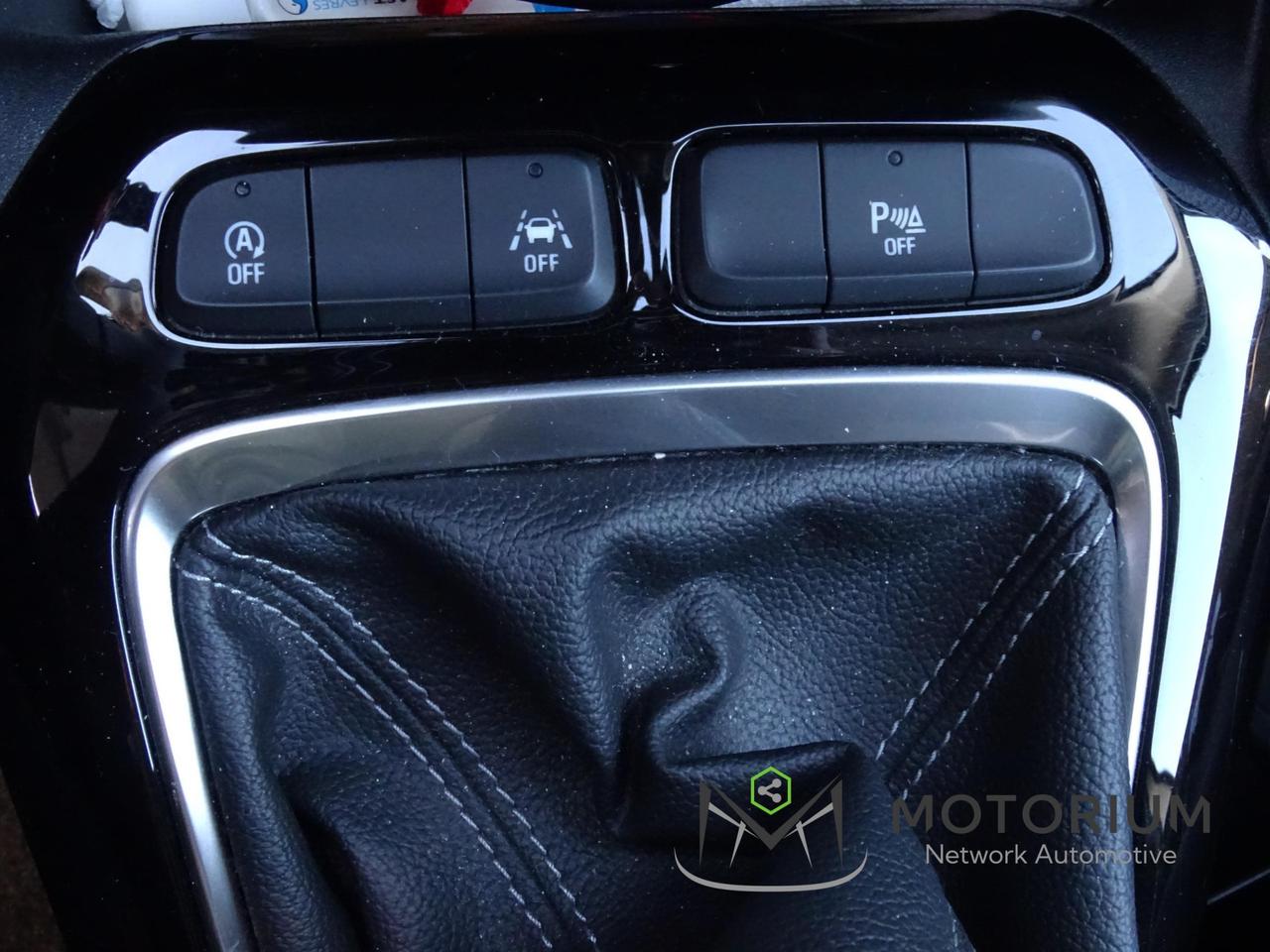 Opel Corsa 1.2 75 CV