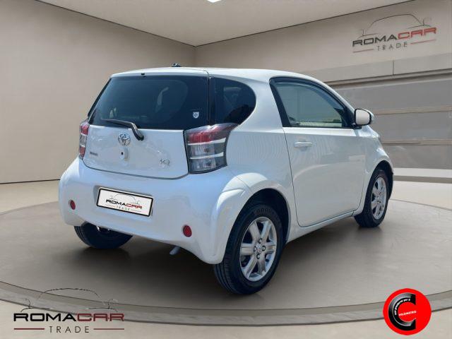TOYOTA iQ 1.0 CVT Lounge