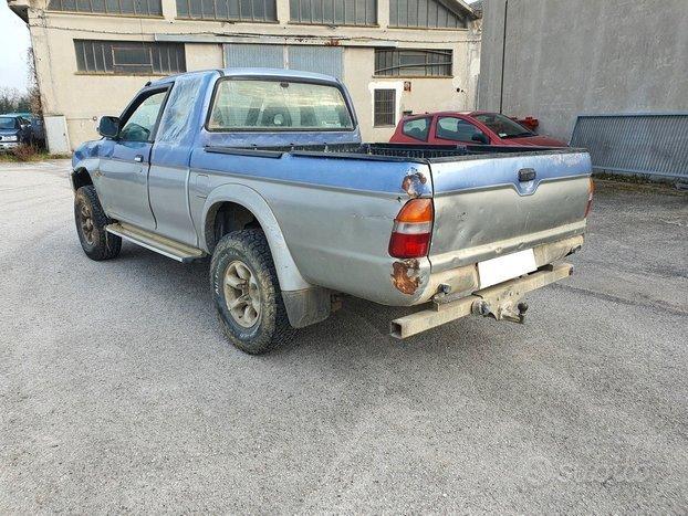 Mitsubishi L200 2.5 TDI 4WD 100CV Cabina Singola