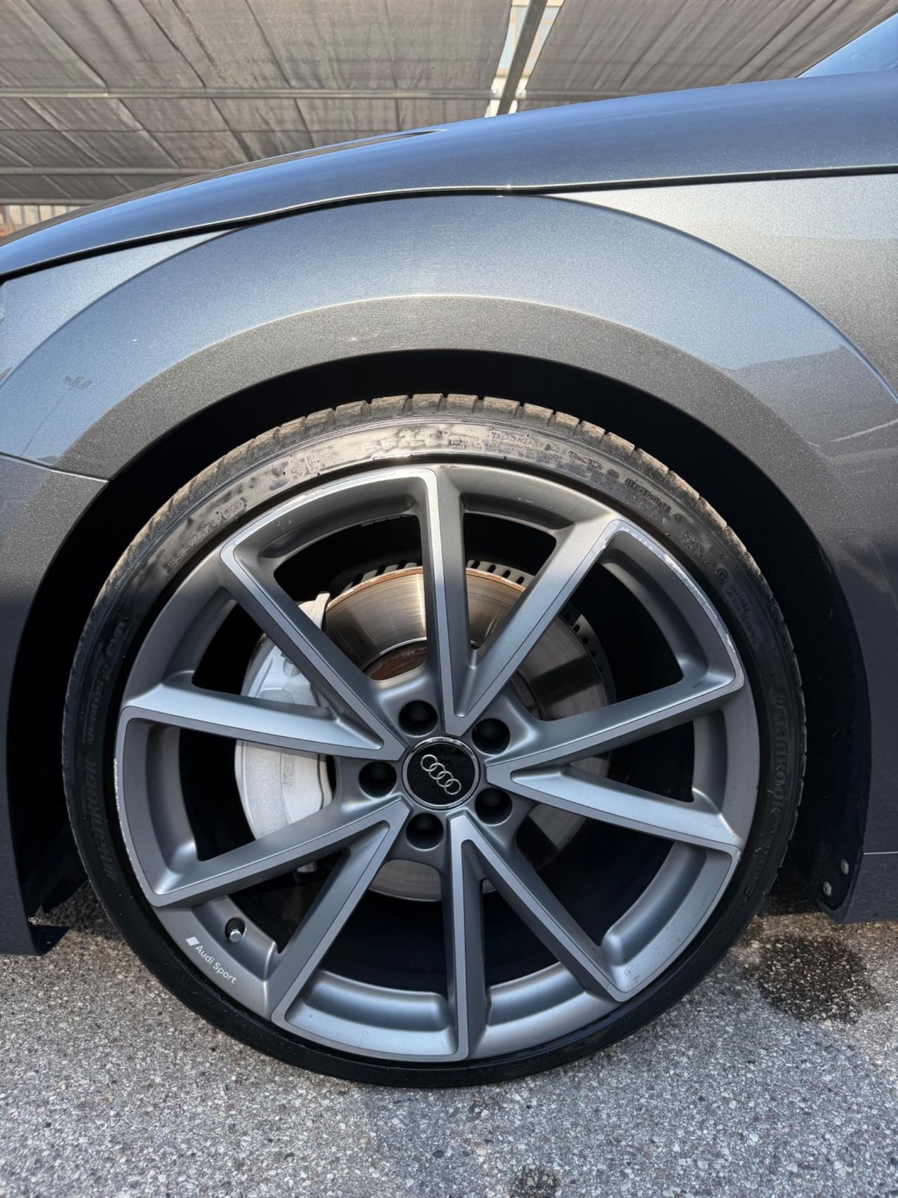 Audi TT Coupé 45 TFSI quattro S tronic (245Cv)