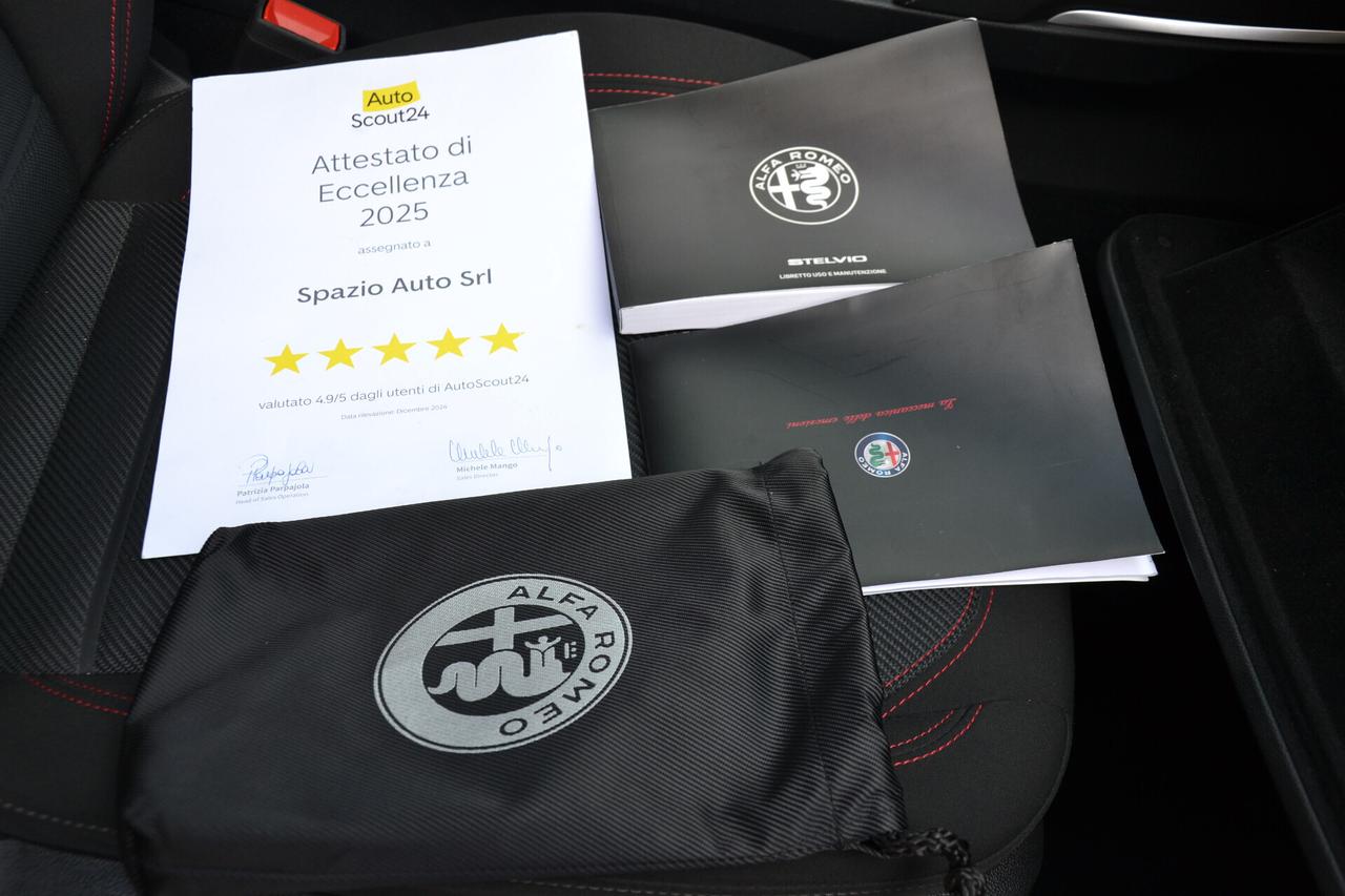 Alfa Romeo Stelvio 2.2 160CV AT8 *FULL LED+NAVI+PDC+RCAM+F1+PRIVACY*
