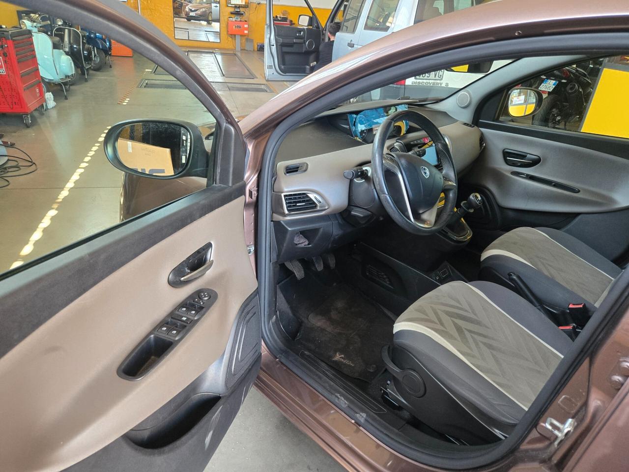 Lancia Ypsilon 1.2 GPL