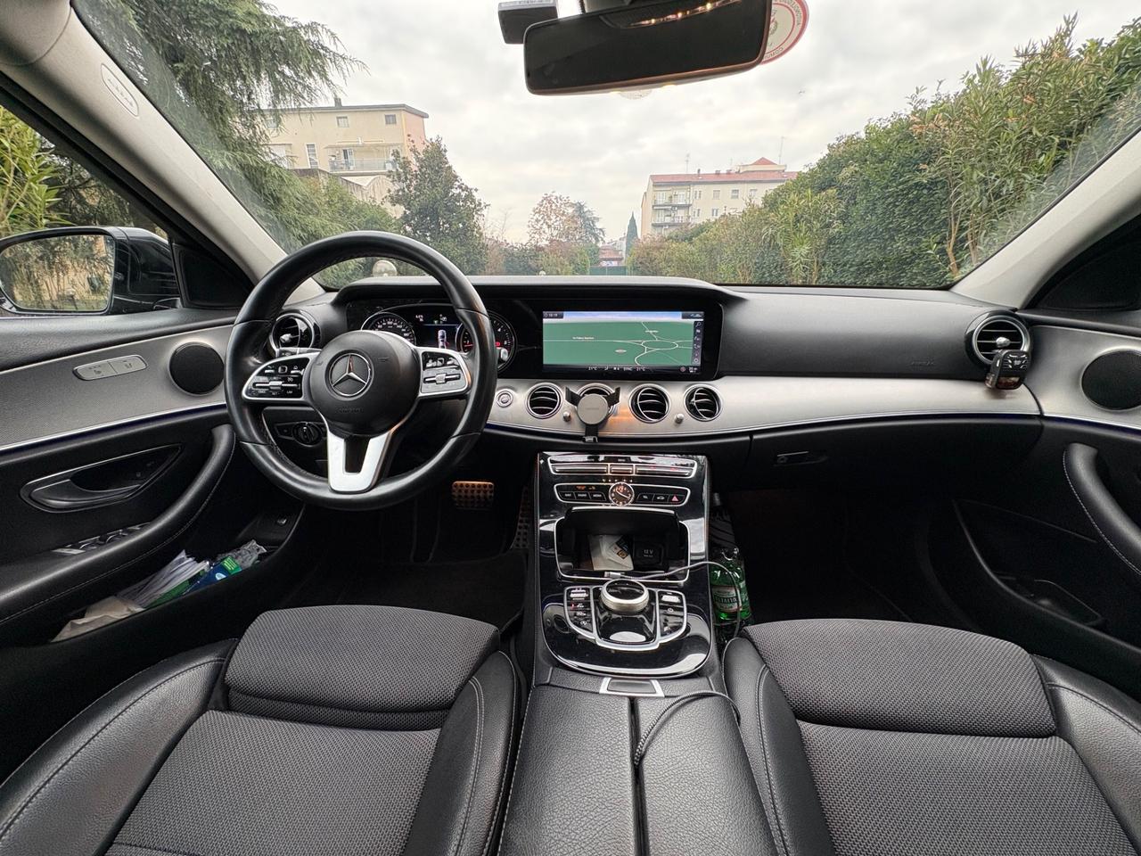 Mercedes-benz E 220 d Auto Sport(NCC)