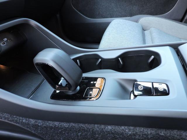 VOLVO XC40 B3 automatico Core Aziendale