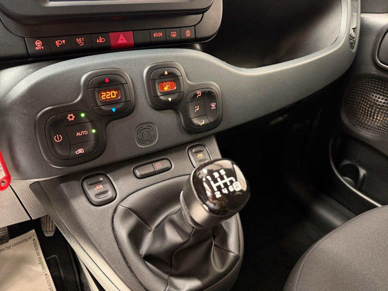 Fiat Panda City Cross Panda 1.0 firefly hybrid City Cross s&s 70cv 5p.ti