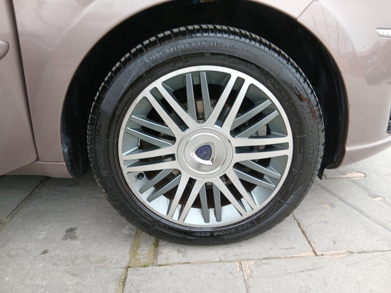 Lancia MUSA 1.4 Oro Ecochic GPL full 09