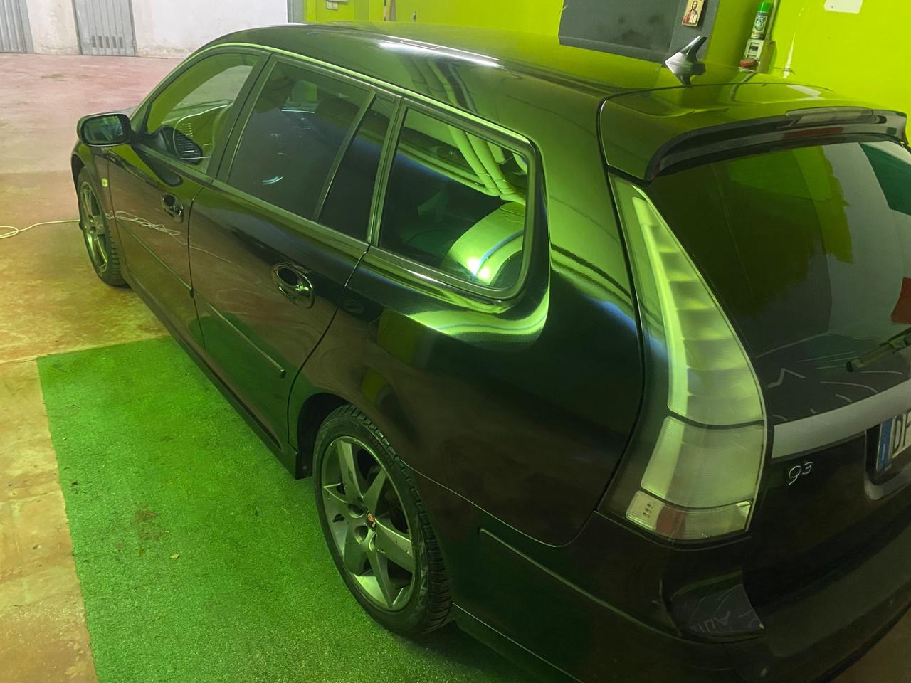 Saab 9-3 SportHatch 1.9 TiD 16V DPF Vector