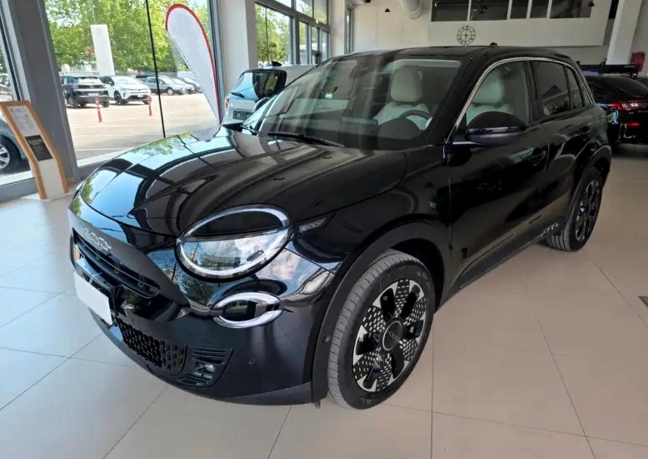 Fiat 600 Hybrid Automatica La Prima