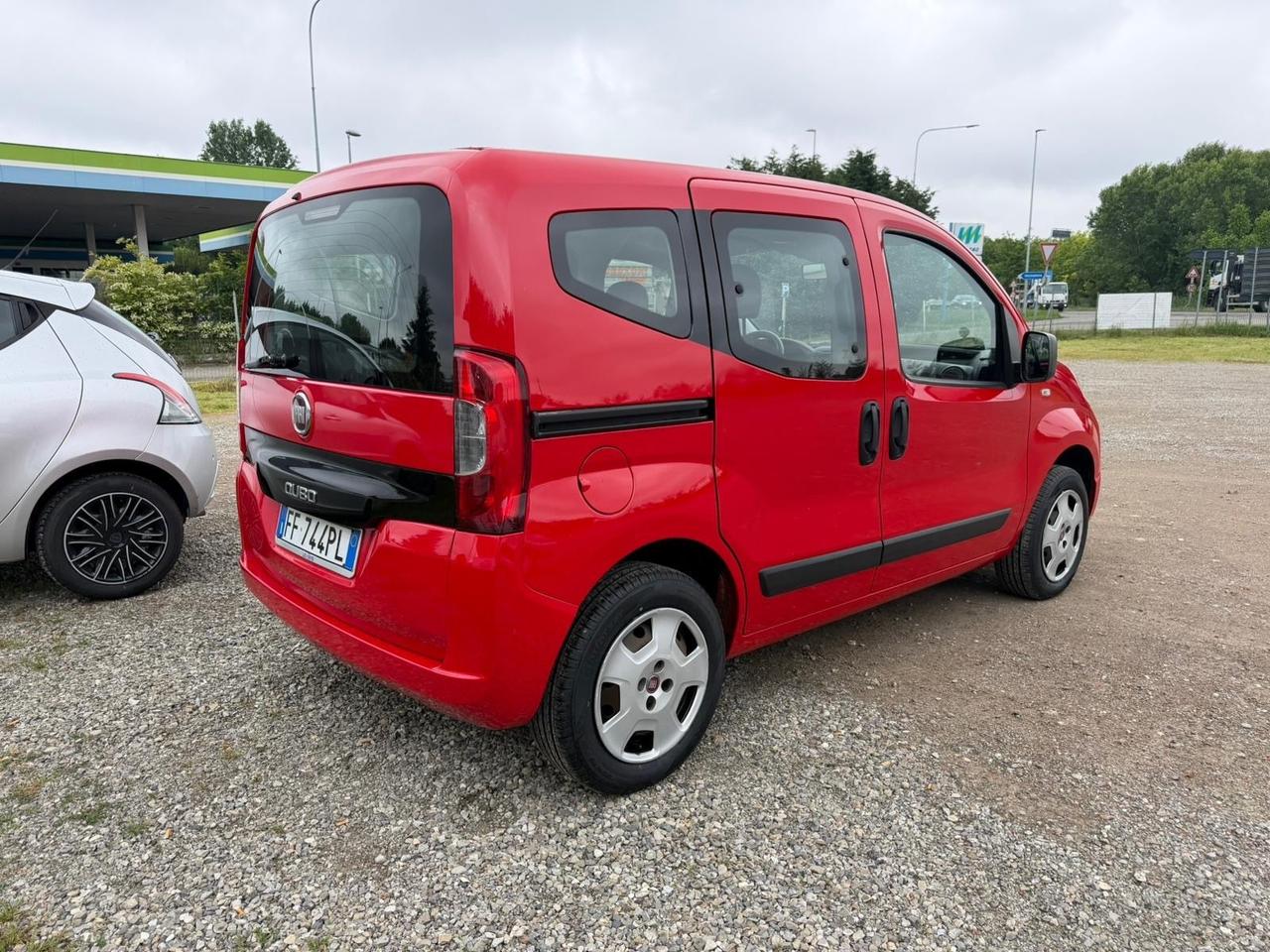 Fiat Qubo 1,4 natural power LEGGI DESCRIZIONE