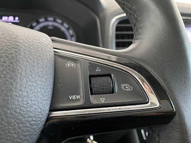 SKODA Karoq 1.6 TDI SCR DSG Executive