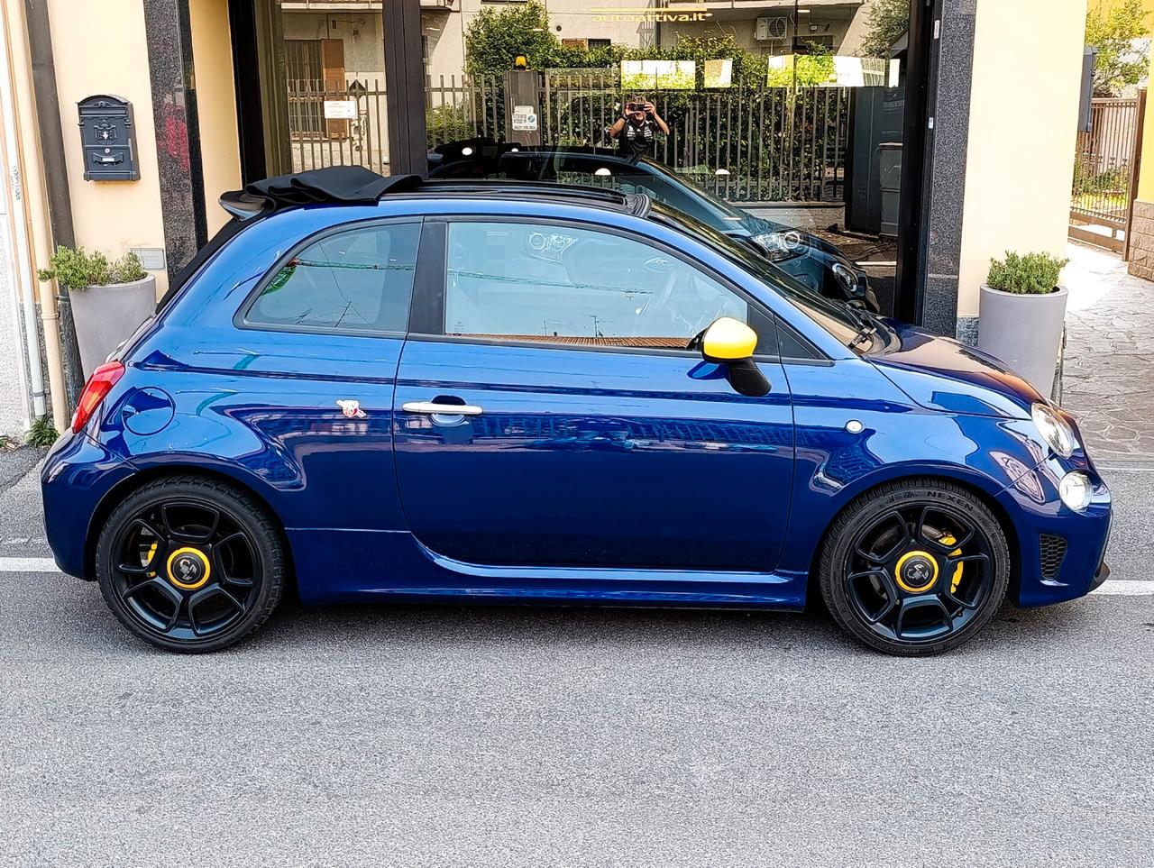 Abarth 595 C 1.4 Turbo T-Jet 160 CV Pista Cabriolet