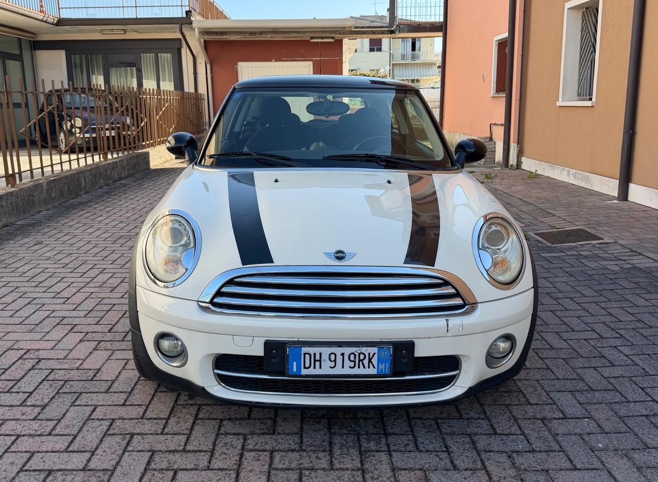 Mini 1.6 16V Cooper D Ok Neopatentatj
