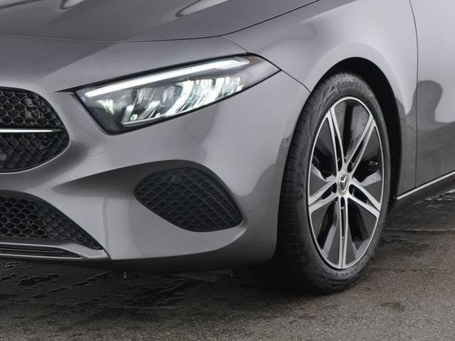 MERCEDES-BENZ A 180 Automatic Progressive Advanced