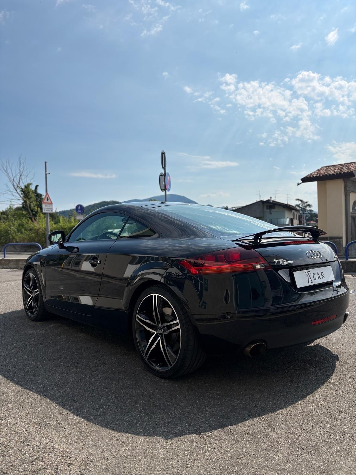 Audi TT Coupé 3.2 V6 quattro