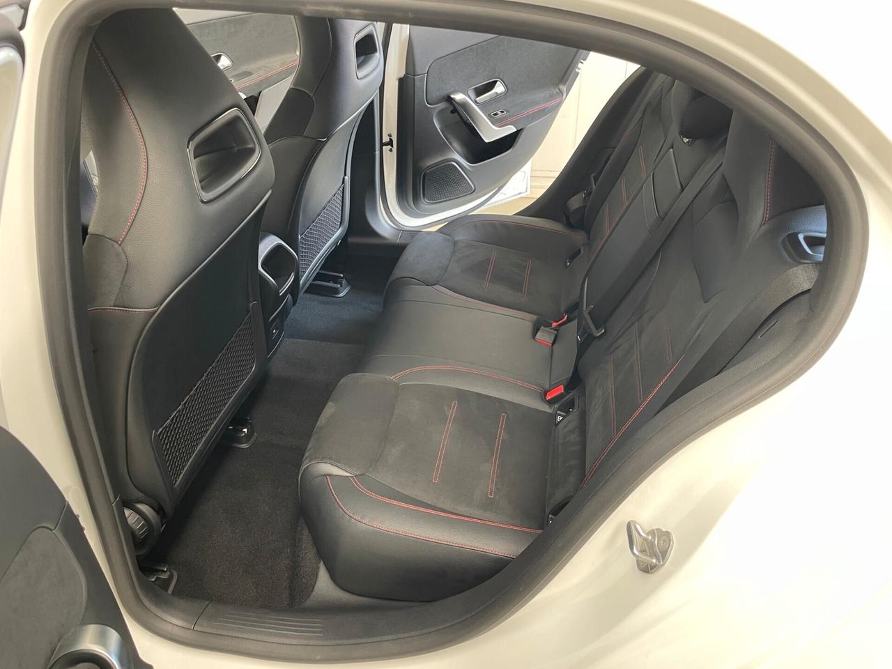 Mercedes-benz A 180 1.3 136CV Automatic AMG Line Premium Plus