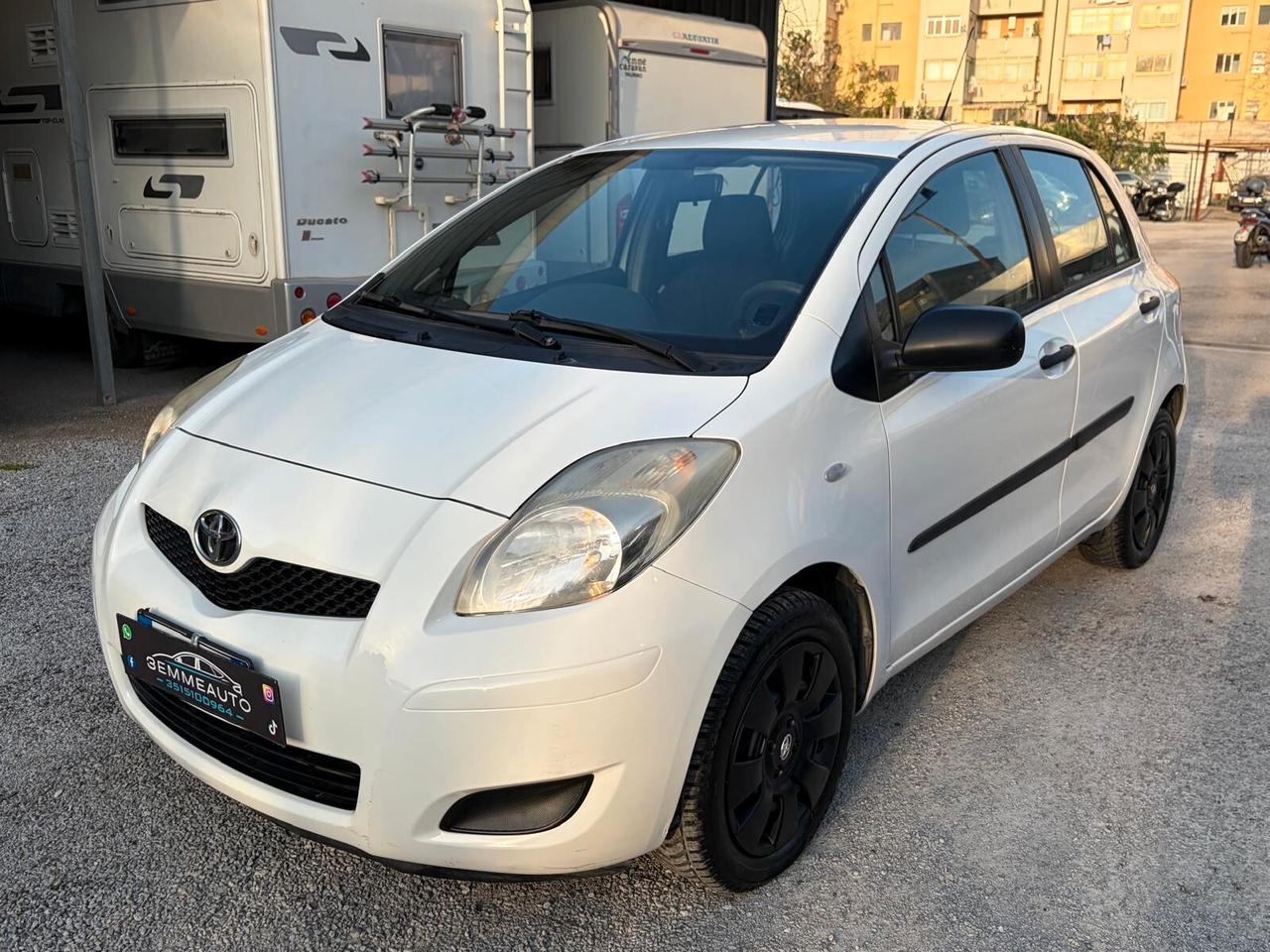 Toyota Yaris 1.0 69Cv 5 porte 12 MESI DI GARANZIA
