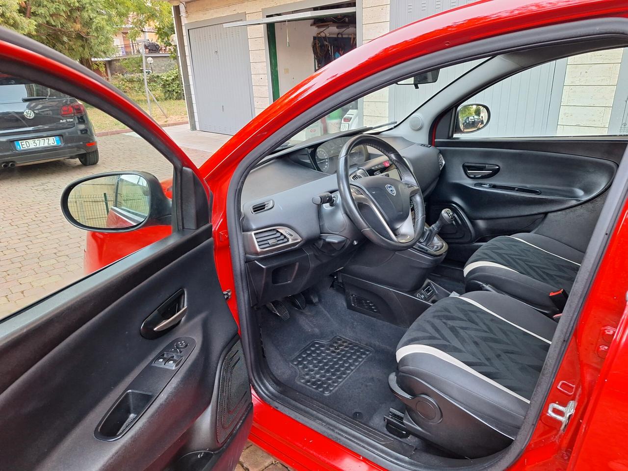 Lancia Ypsilon 1.3 MJT 16V 95 CV 5 porte S&S . Motore da revisione