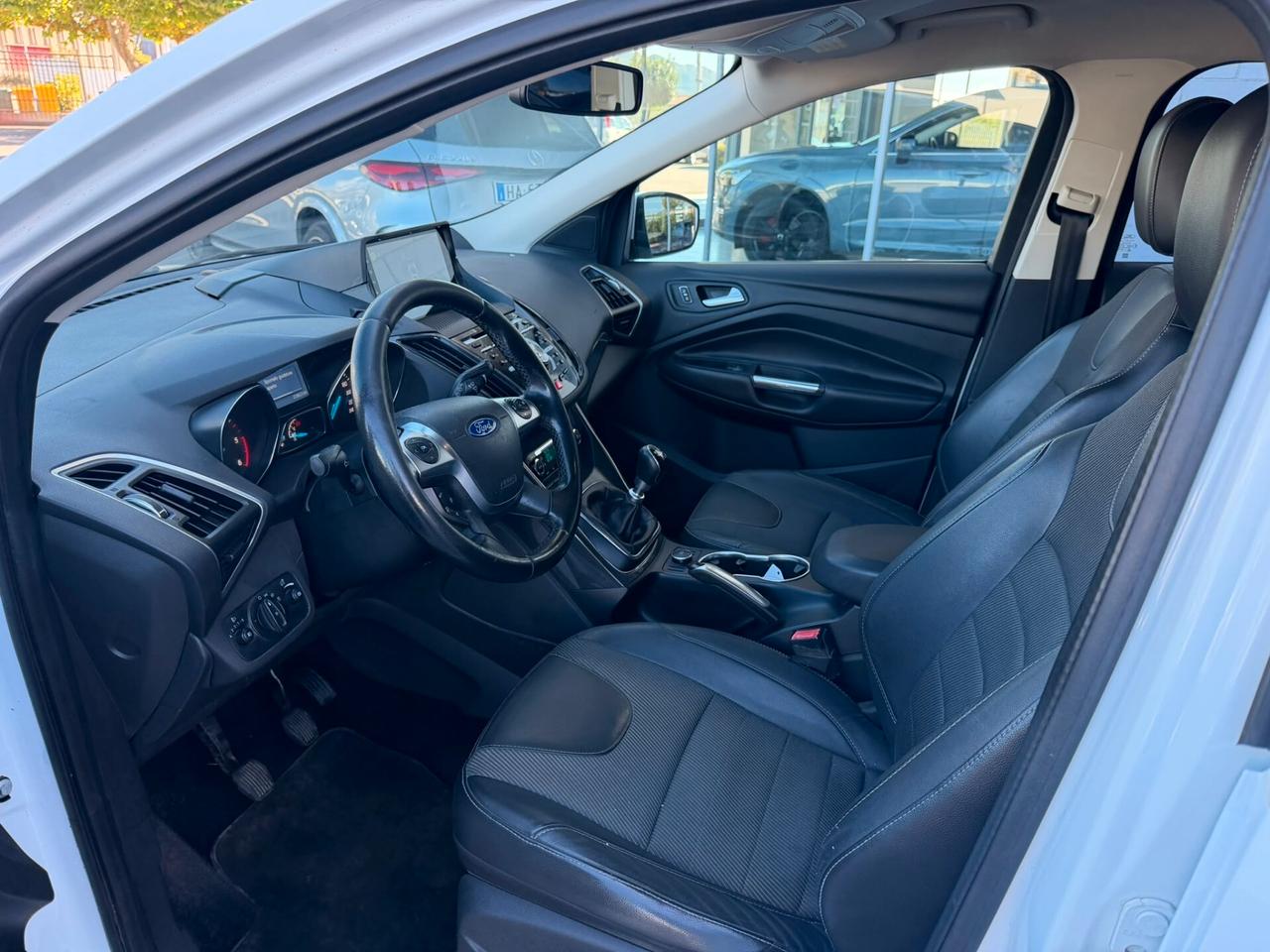 Ford Kuga 2.0 TDCI 140 CV 4WD Titanium