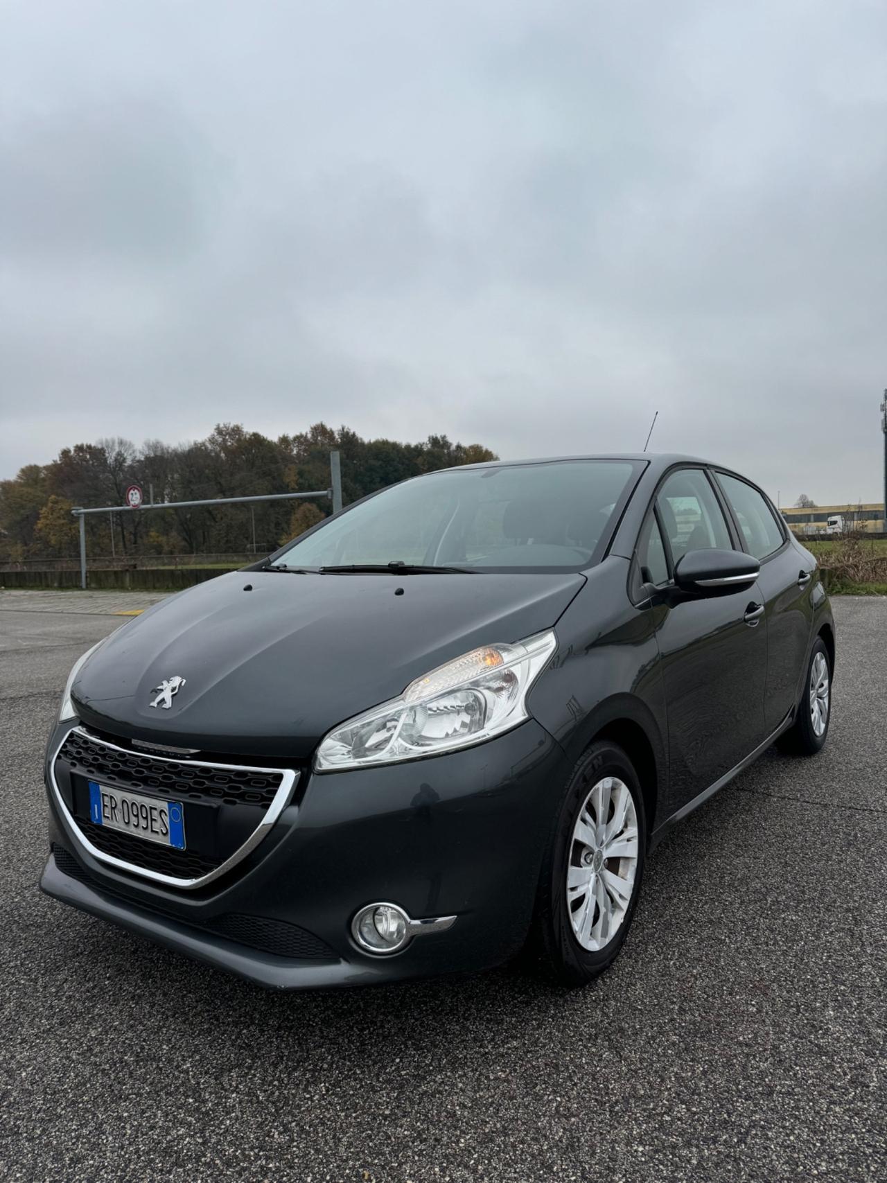 Peugeot 208 1.2 VTi 82 CV 5 porte Allure