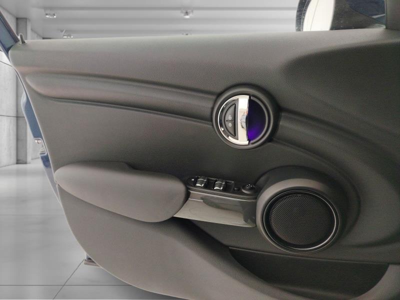 Mini Cooper D 1.5 D Cooper D Auto