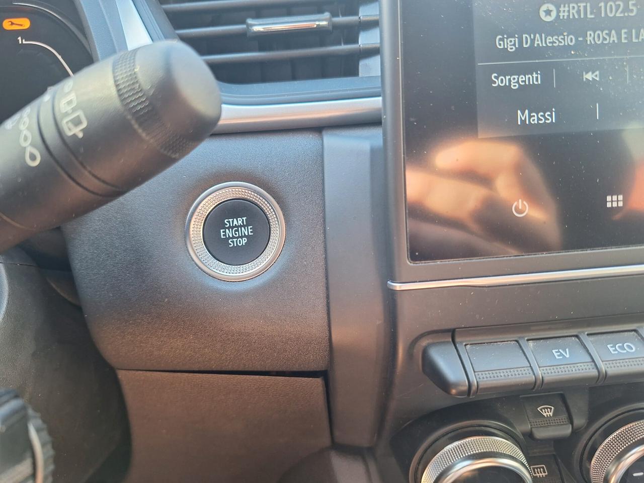 Renault Captur Mild Hybrid Intens
