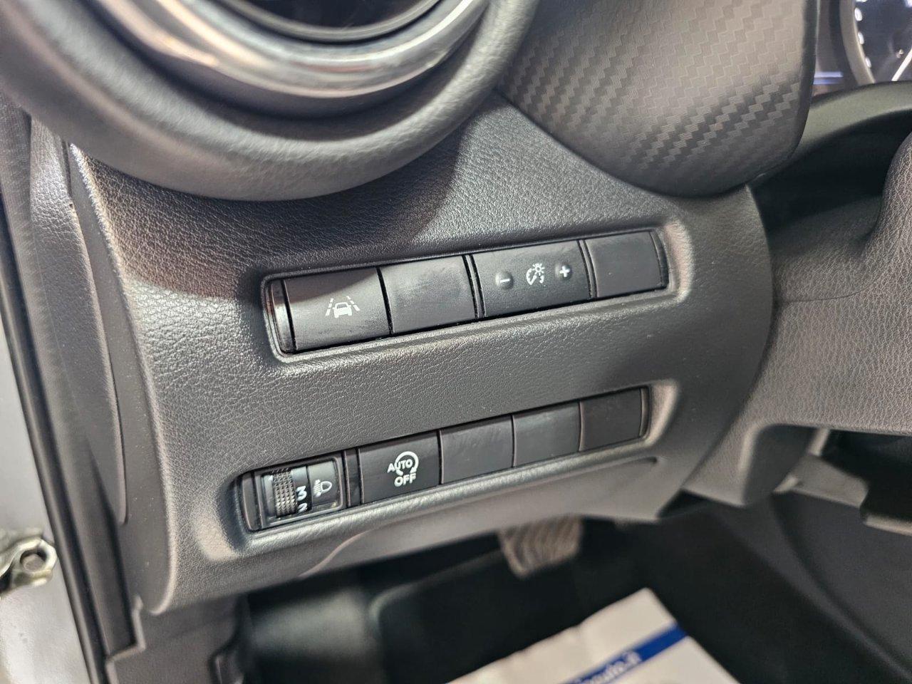 Nissan Juke 1.0 dig-t N-Connecta 114cv dct
