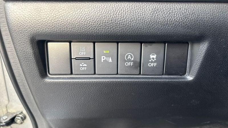 Suzuki Swift VI 2020 1.2 Dualjet Hybrid Top 2WD