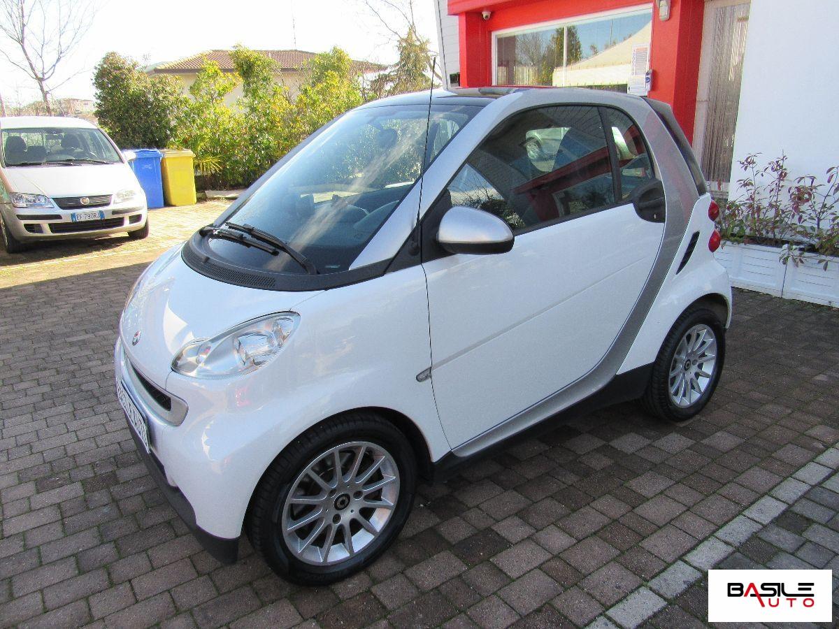 SMART - Fortwo - 1000 52 kW coupé limited one