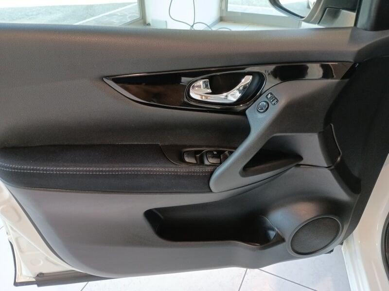 Nissan Qashqai 1.6 dCi 130 2WD N-Connecta Aut